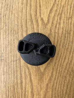 Bouchon r&eacute;servoir essence tron&ccedil;onneuse mac culloch 444